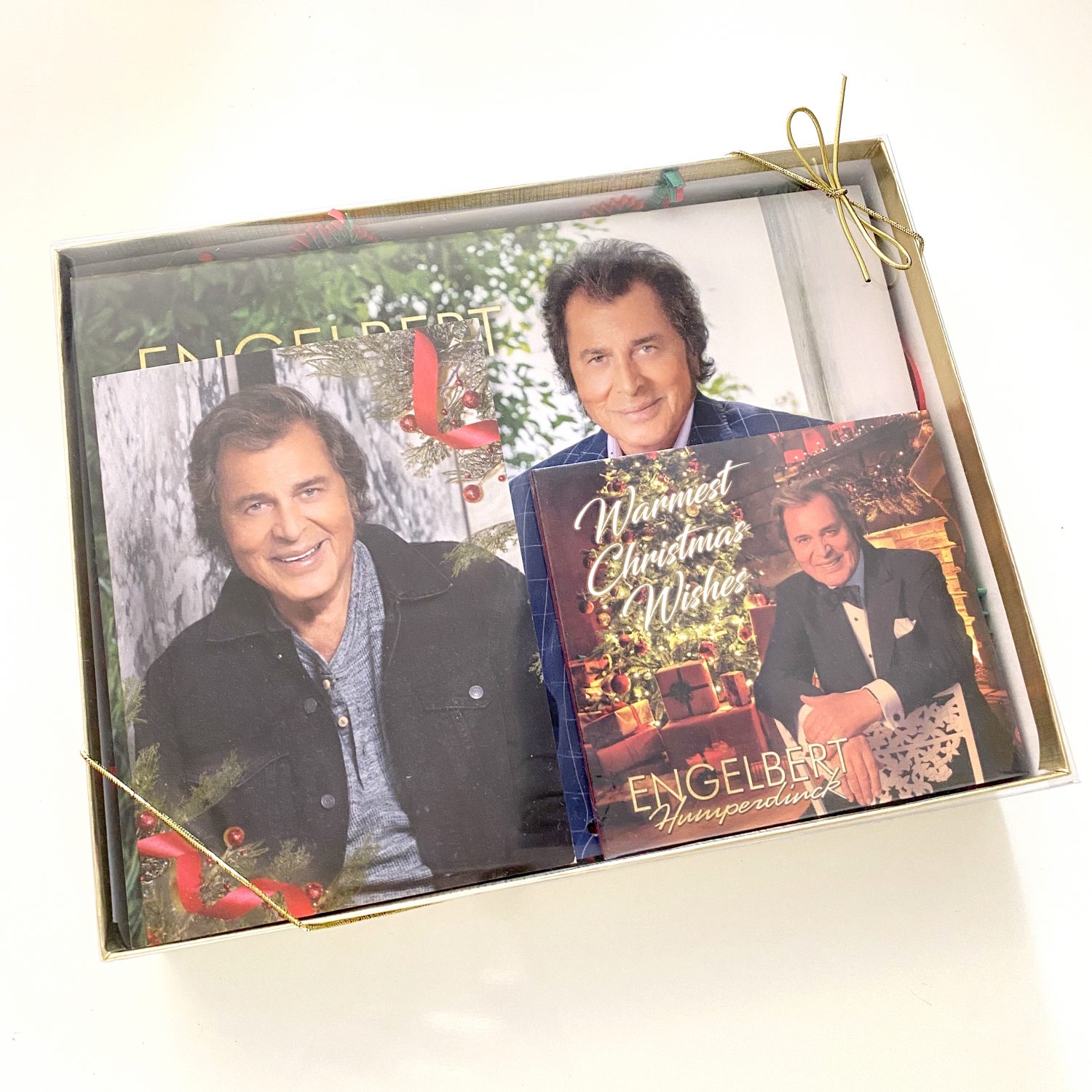 Engelbert Humperdinck 2024 Calendar & CD Holiday Gift Set OK! Good