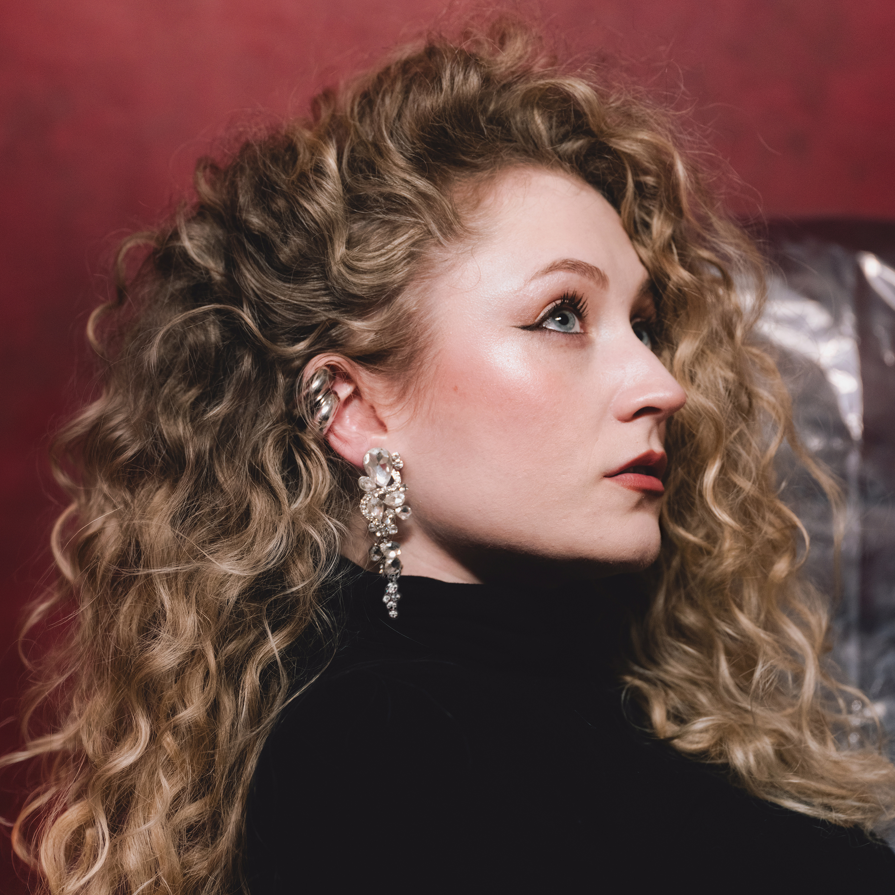 Janet Devlin to Release Emotional Single ‘How Do Cowboys Say Goodbye’ Friday, October 2nd